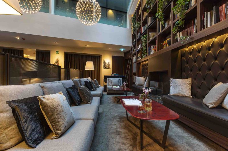 DO7 Eco Club House
