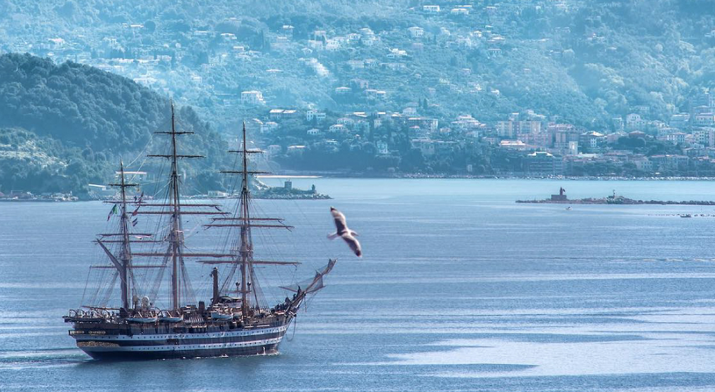 Amerigo Vespucci ship
