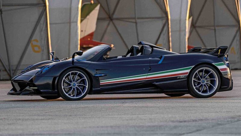 pagani-huayra-tricolore