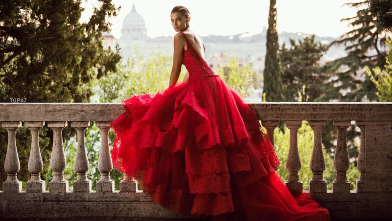 Valentino: Life and career of the last Fashion Emperor celebreMagazine