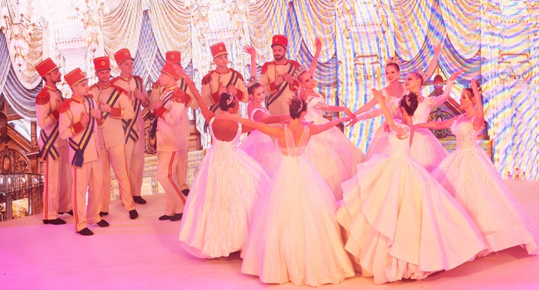 Glamour unveiled: Burj Al Arab hosts the celebration for International  Women's Day